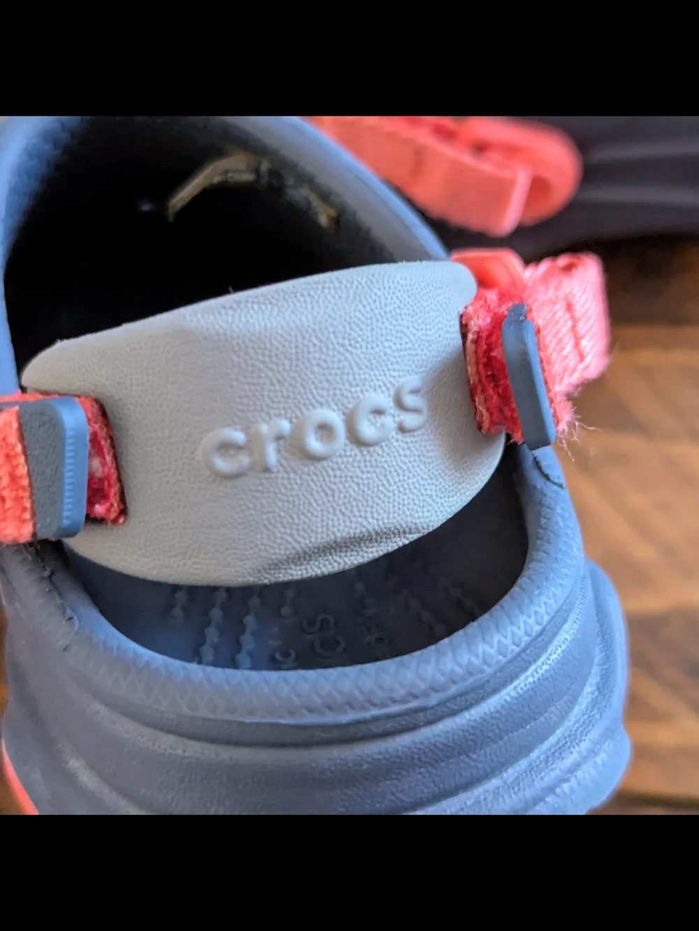 CROCS pre owned